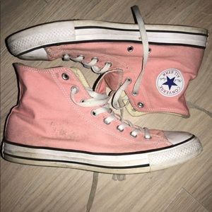 Men’s Pink High-Top Converse